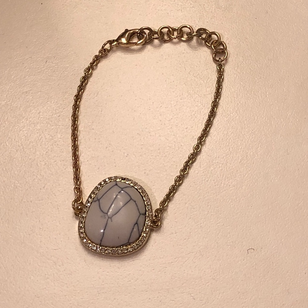 Boutique stone bracelet